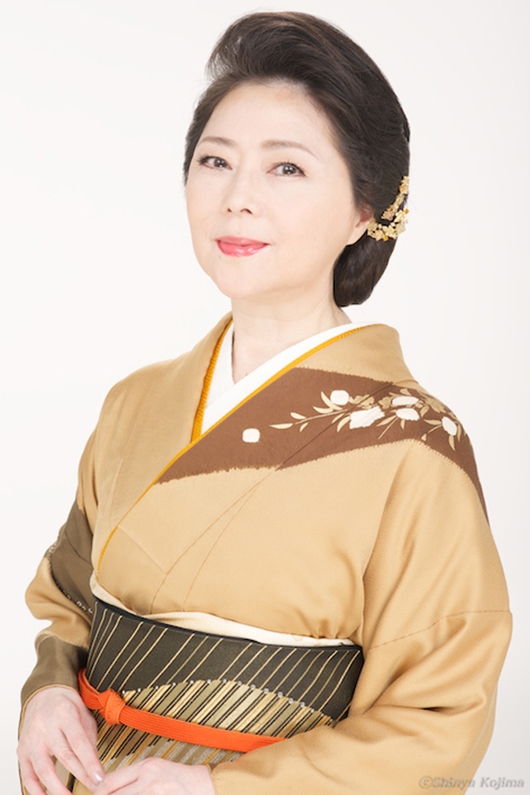 牧村 三枝子