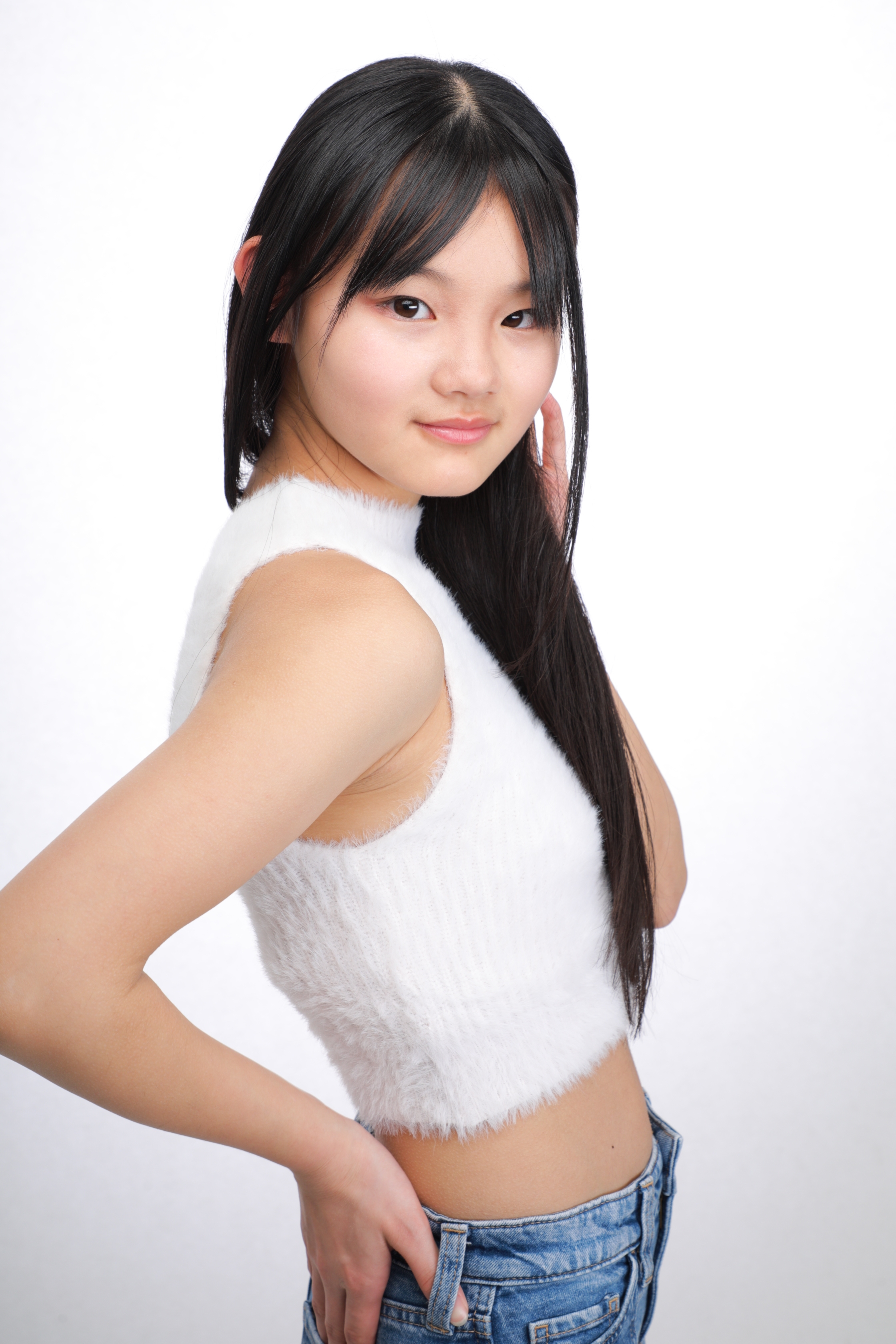 亀井 ティナ