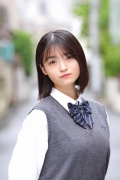 小川 真央
