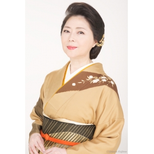 牧村 三枝子 | Sun Music Group Official Web Site