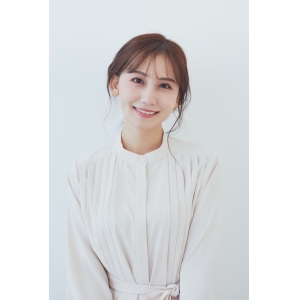 小嶋 真子 в X: „少し前にゲットしたUNIQLOのケーブルニット